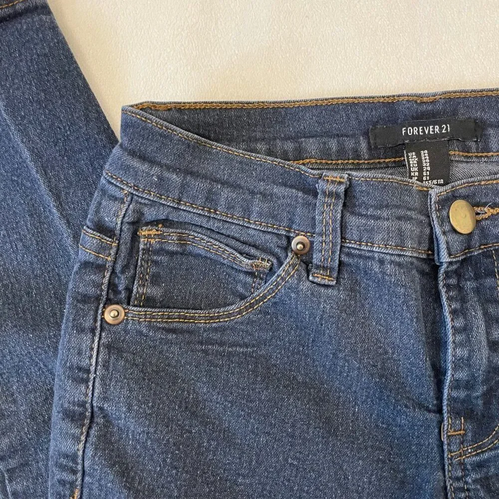 Forever 21 Dark Wash Skinny Jeans